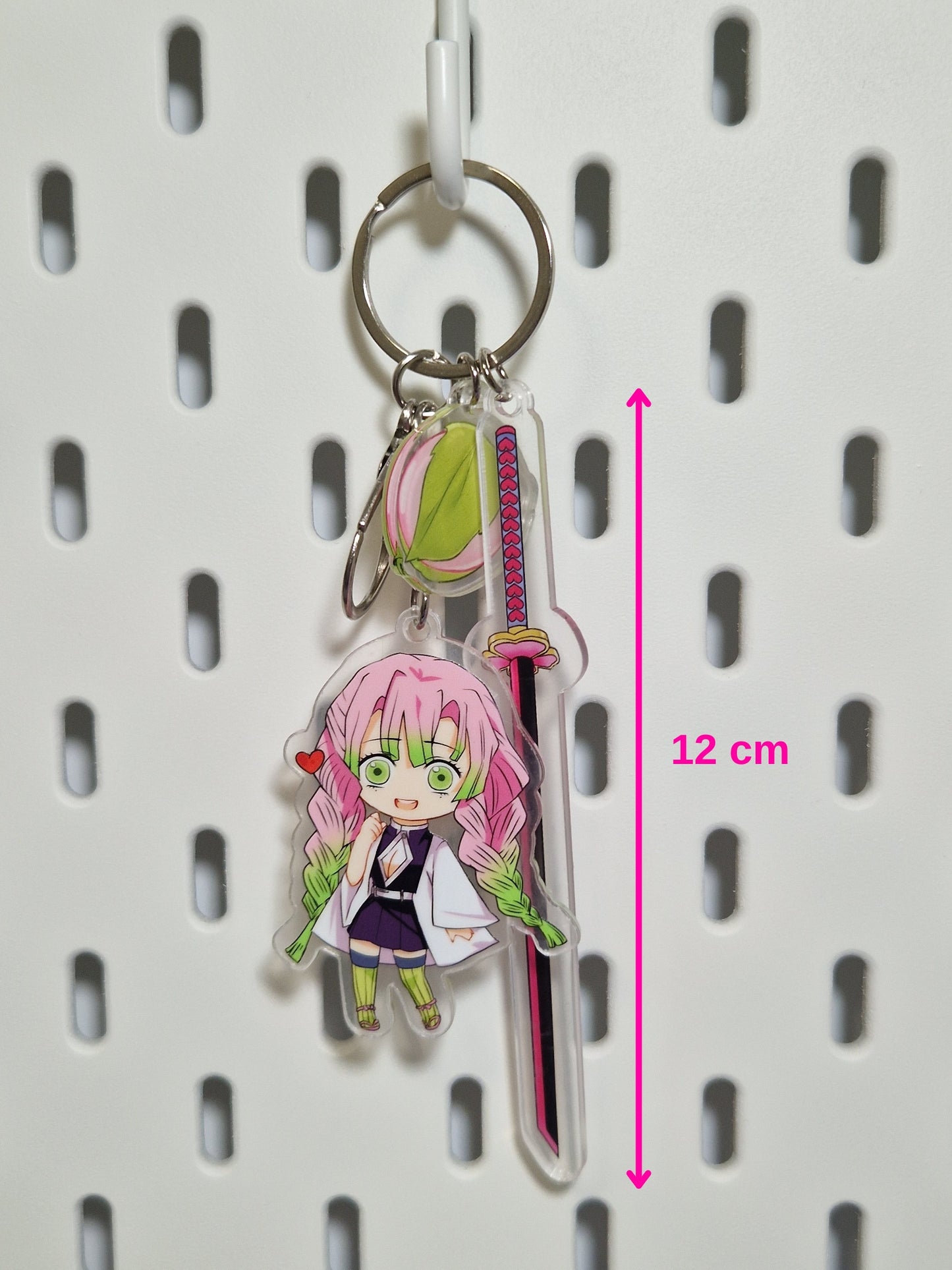 Breloc acrilic Mitsuri cu sabie - Demon Slayer