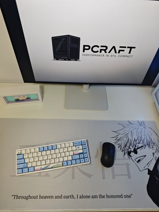 Mousepad din seria Jujutsu Kaisen cu personajul Gojo si citatul Honored One cu setup complet