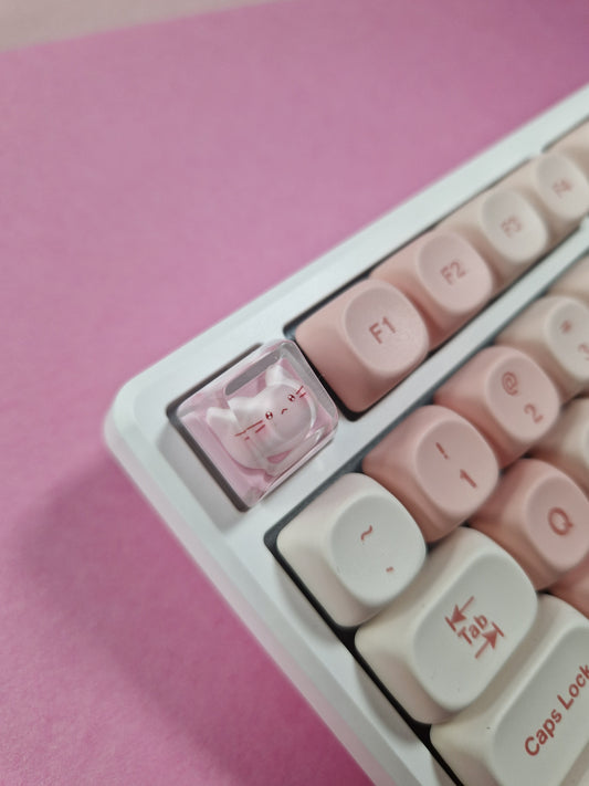 Tasta R4 din rasina translucida cu pisica roz compatibila Cherry MX pe tastatura din lateral