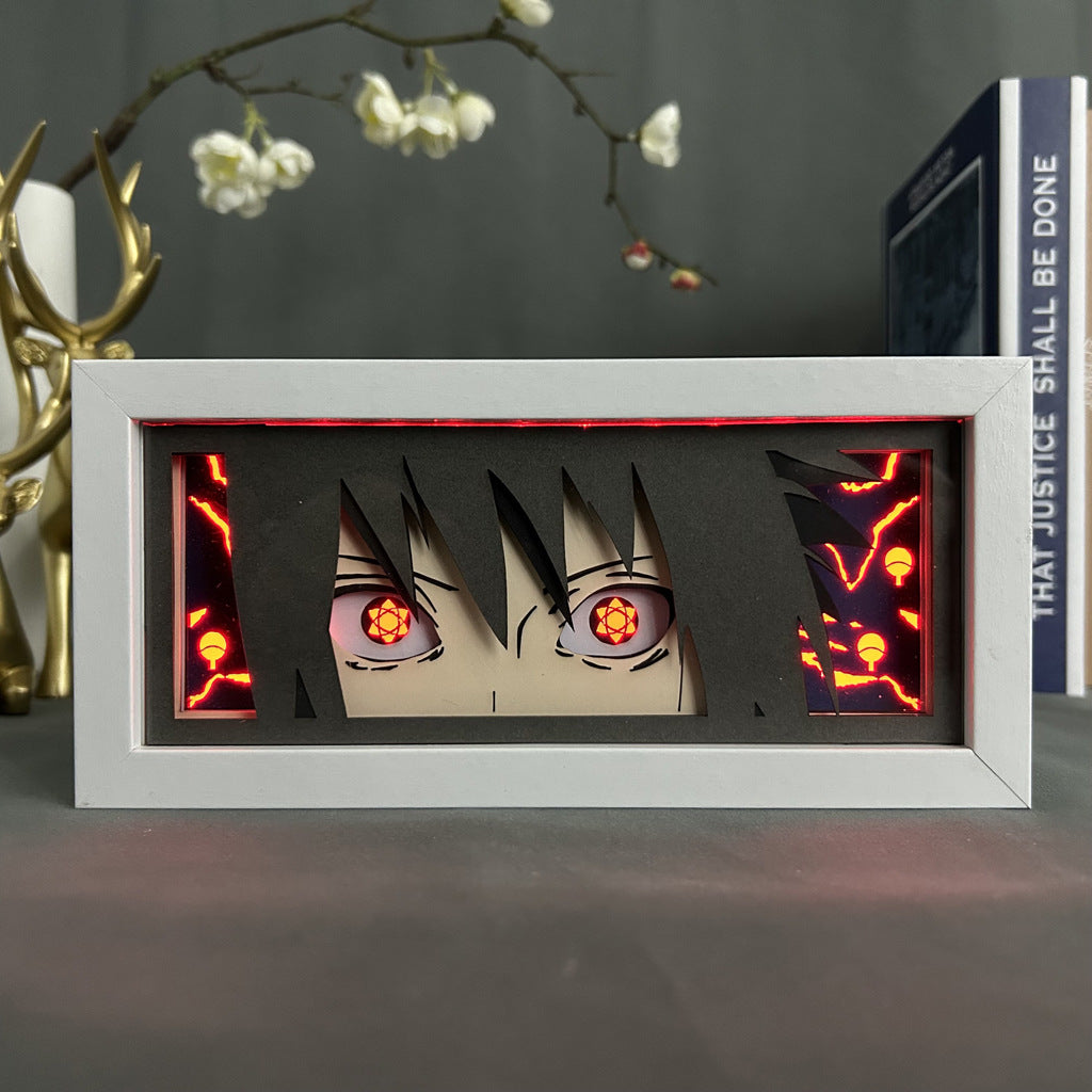 Lampa de birou inspirata din anime-ul Naruto Shippuden cu personajul Sasuke Uchiha