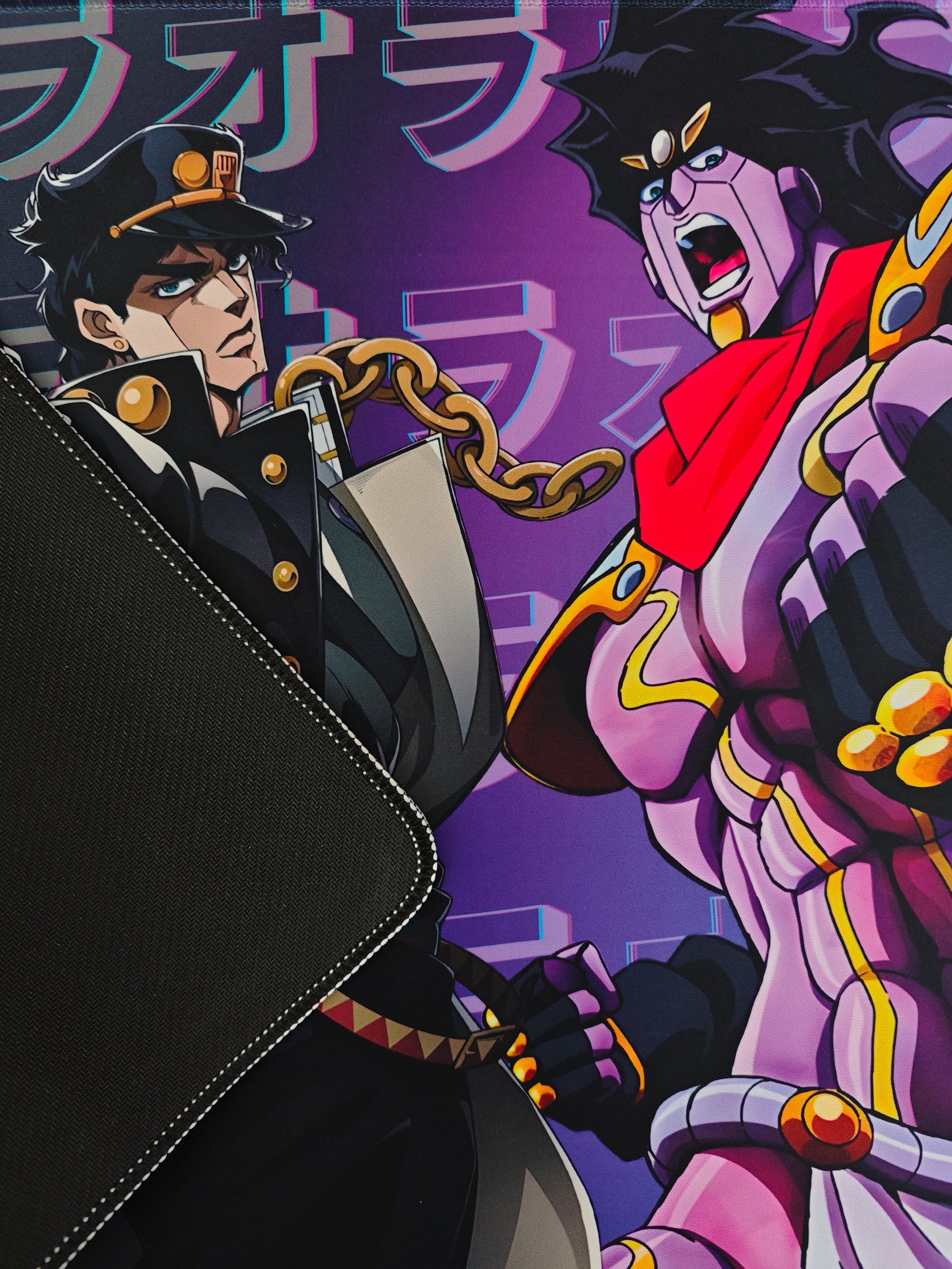 Mousepad cu Jotaro Kujo din seria Jojo detaliu cu cauciuc aderent