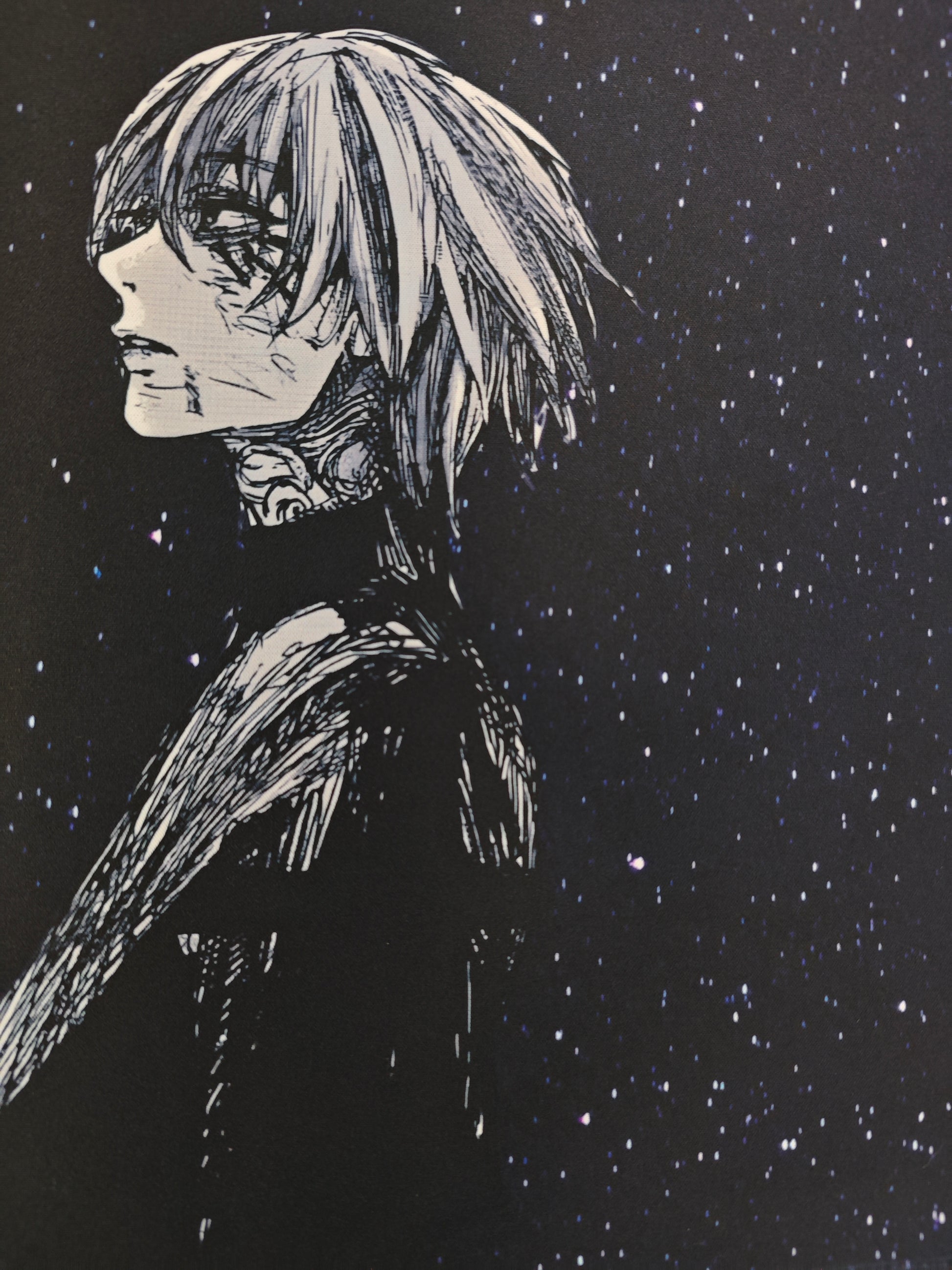Mousepad din seria Tokyo Ghoul cu orasul Kaneki si Arima close-up pe Kaneki