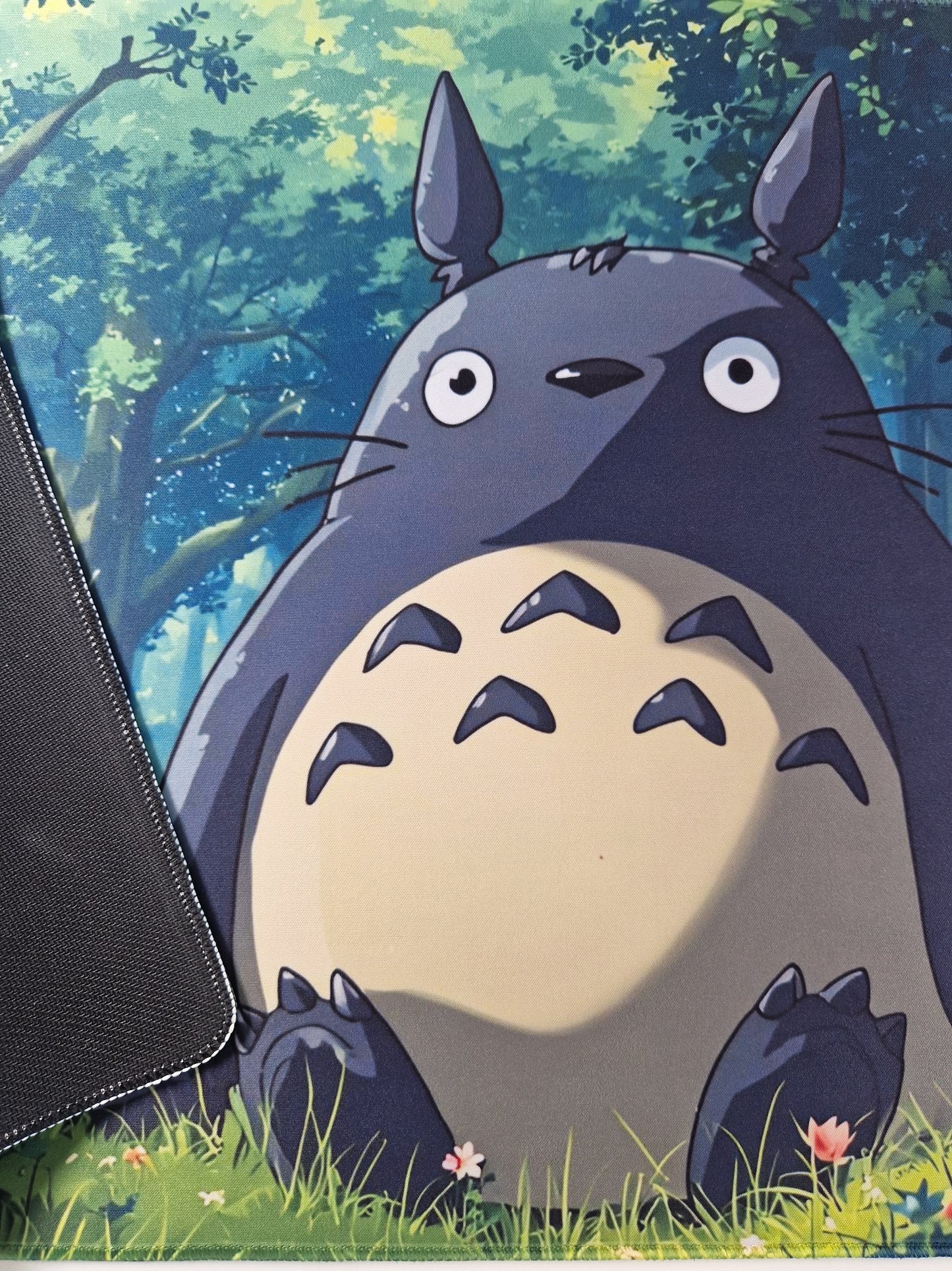 Mousepad Ghibli Totoro cu material cuciucat aderent si de inalta calitate